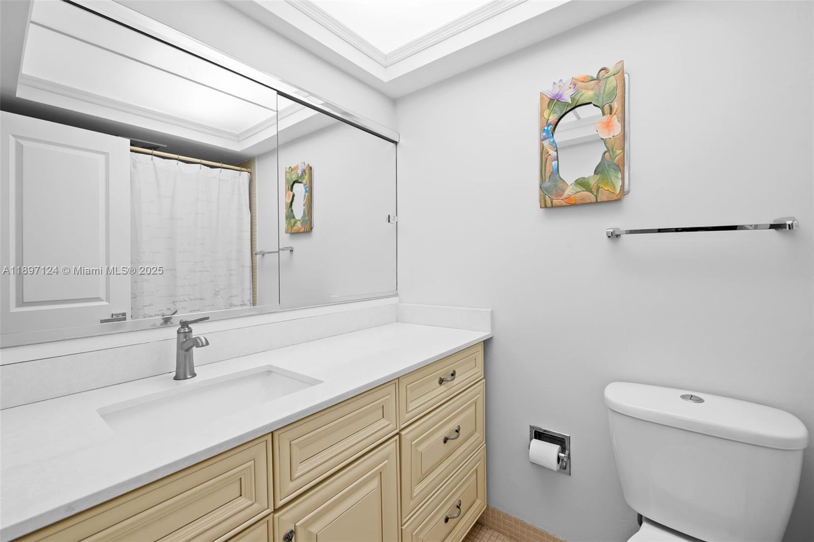 MANOR CLUB CONDO - Residential