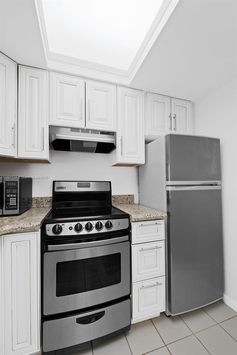 MANOR CLUB CONDO - Residential