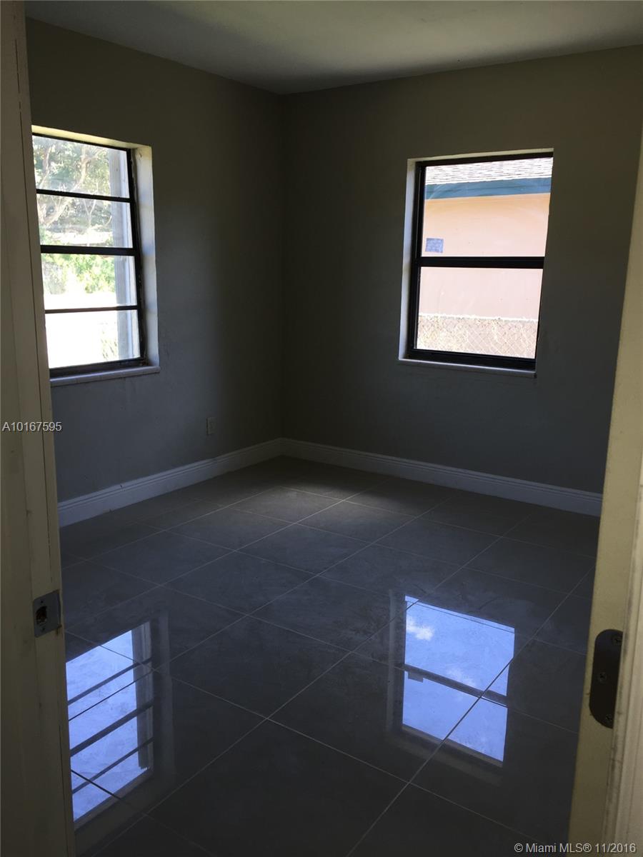 London Terrace 2nd Add - Residential Lease