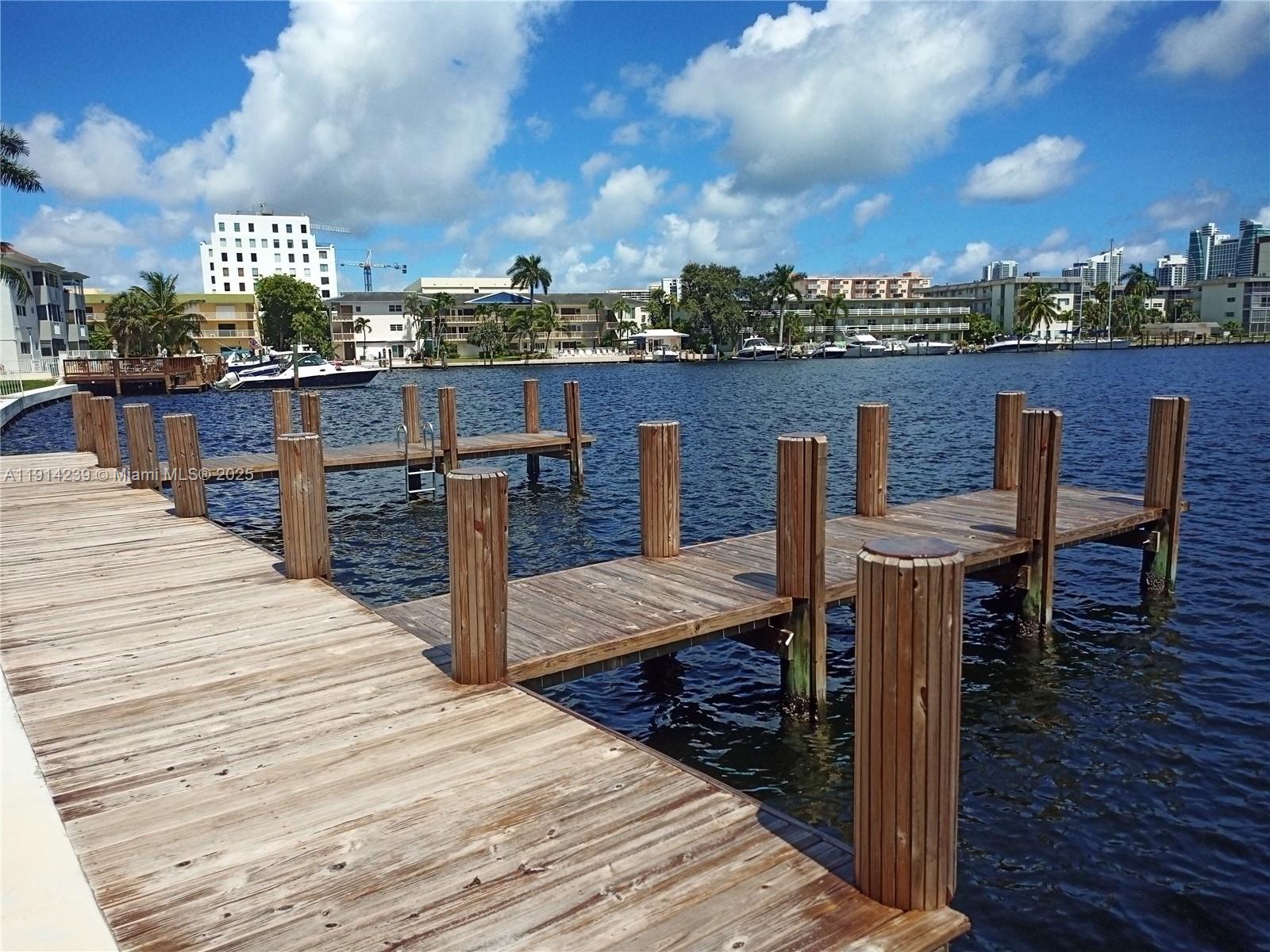 CRYSTAL COVE CONDO - Residential Lease