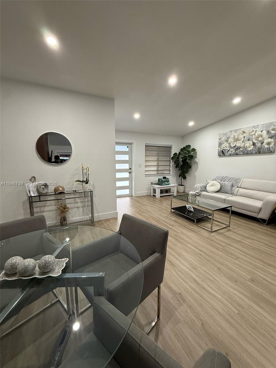 1040 NW 127th Pl 1040