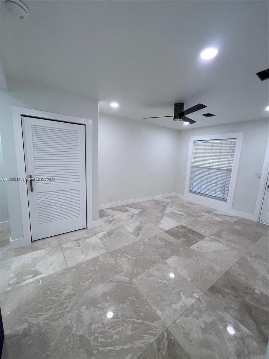 SUNNYSIDE ESTATES - Residential