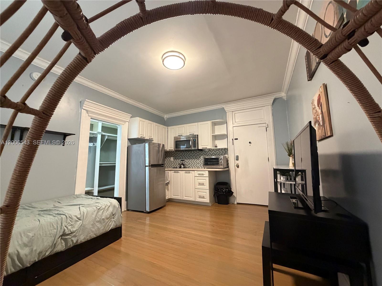 MENDOZA CONDO - Residential