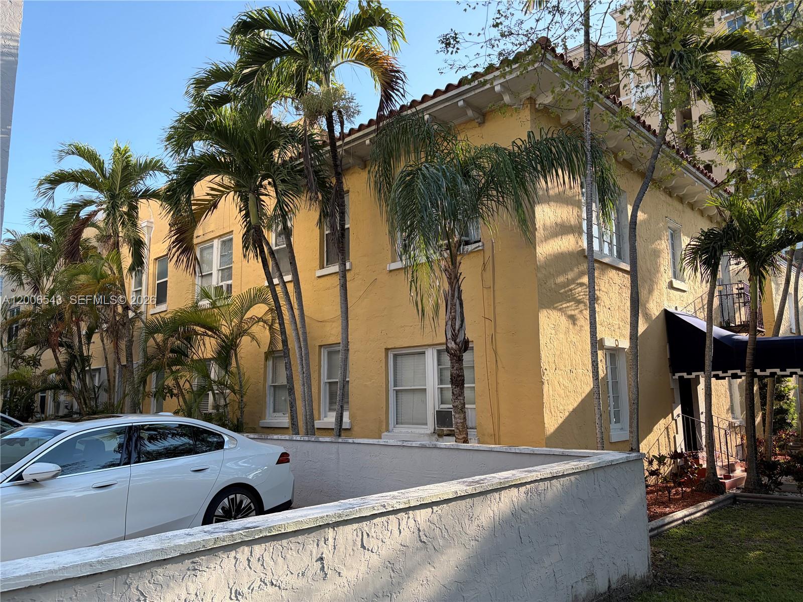 MENDOZA CONDO - Residential