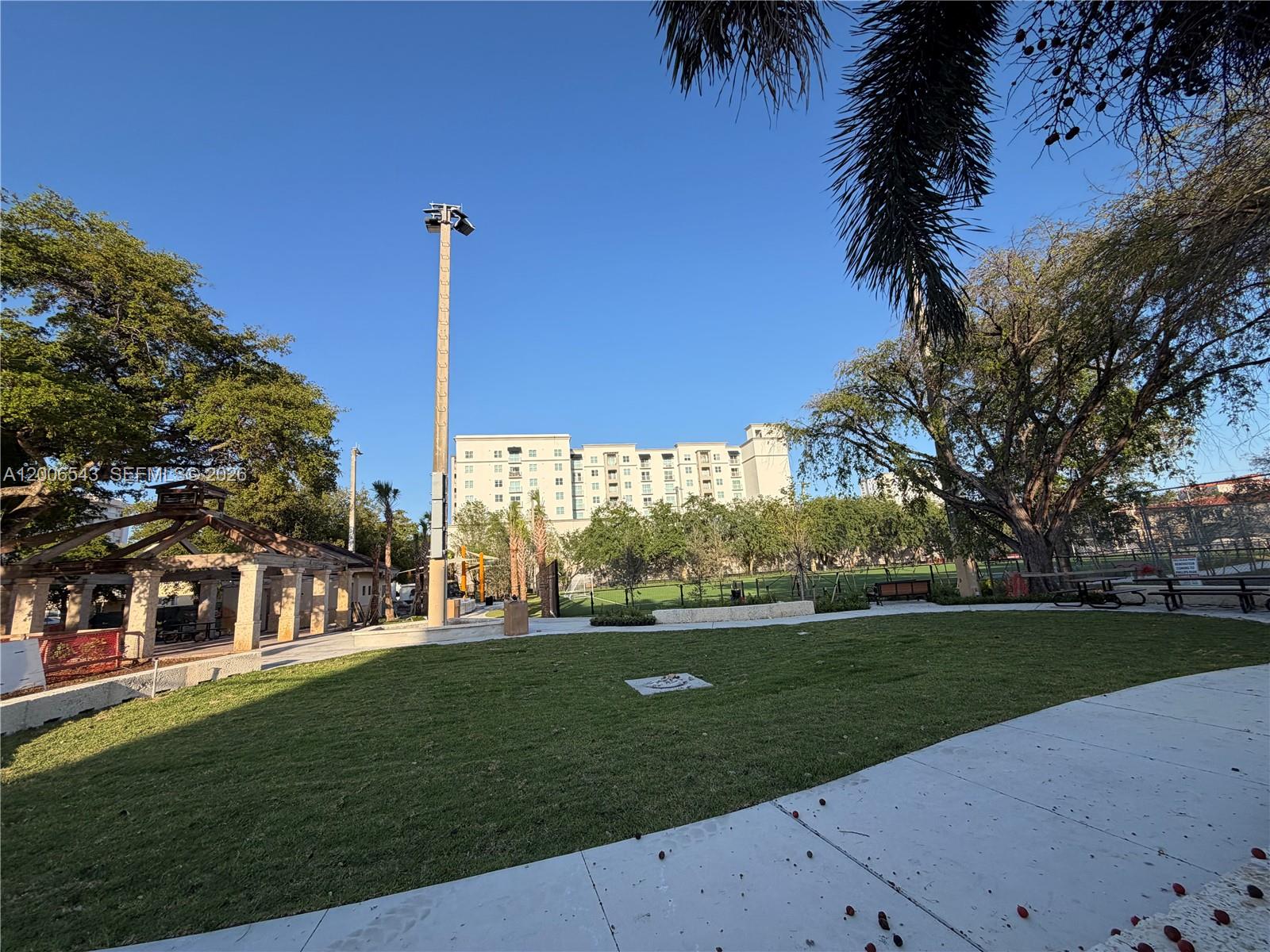 MENDOZA CONDO - Residential