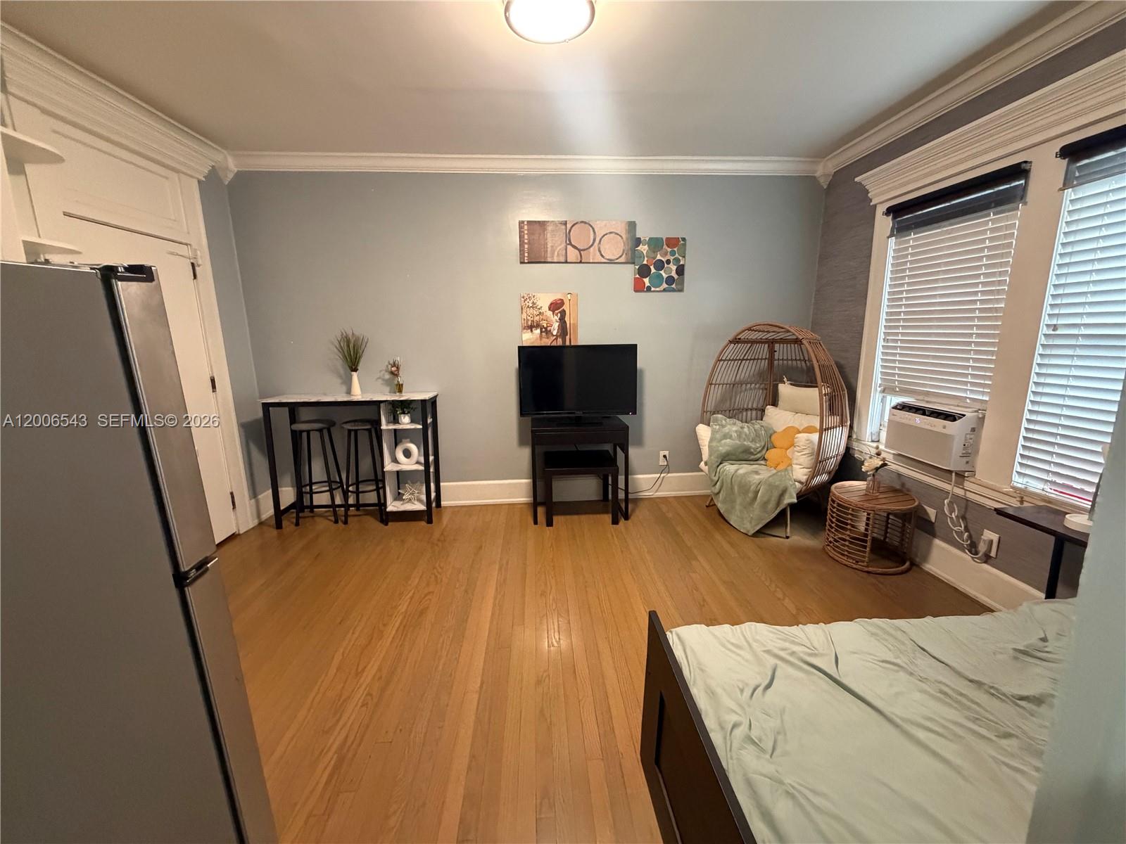 MENDOZA CONDO - Residential