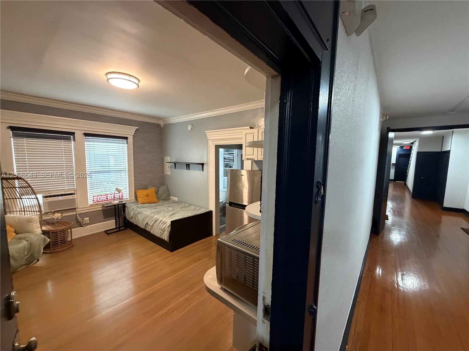MENDOZA CONDO - Residential
