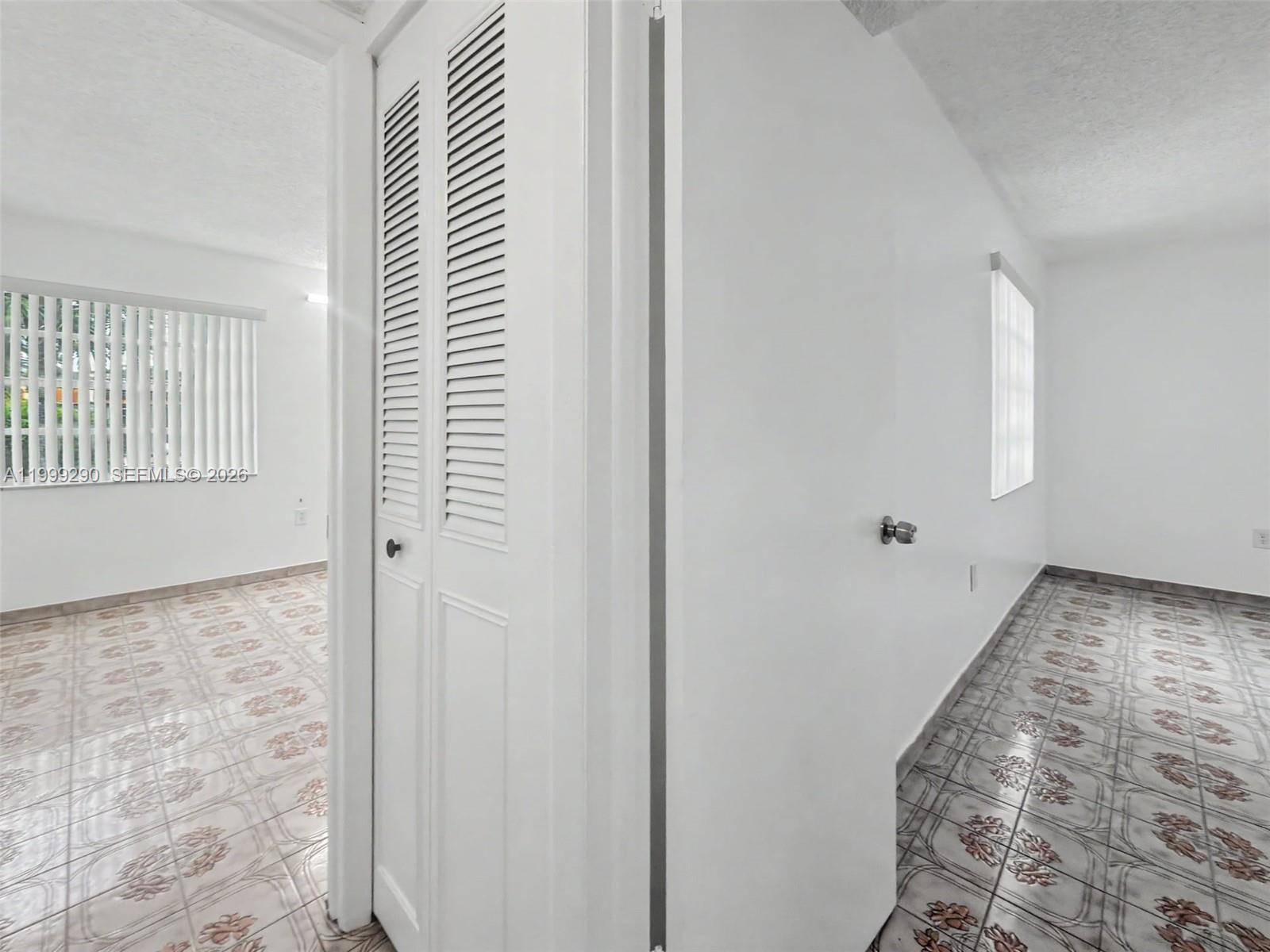 SOUTH WINDS CONDO - Residential Lease