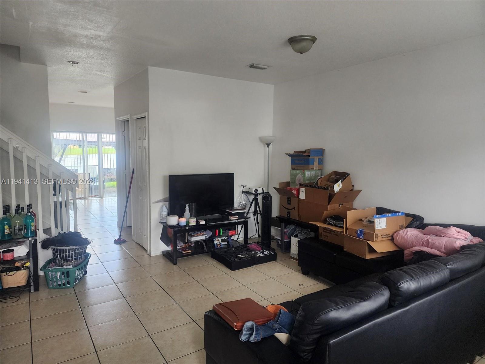 VENETIA GROVE - Residential