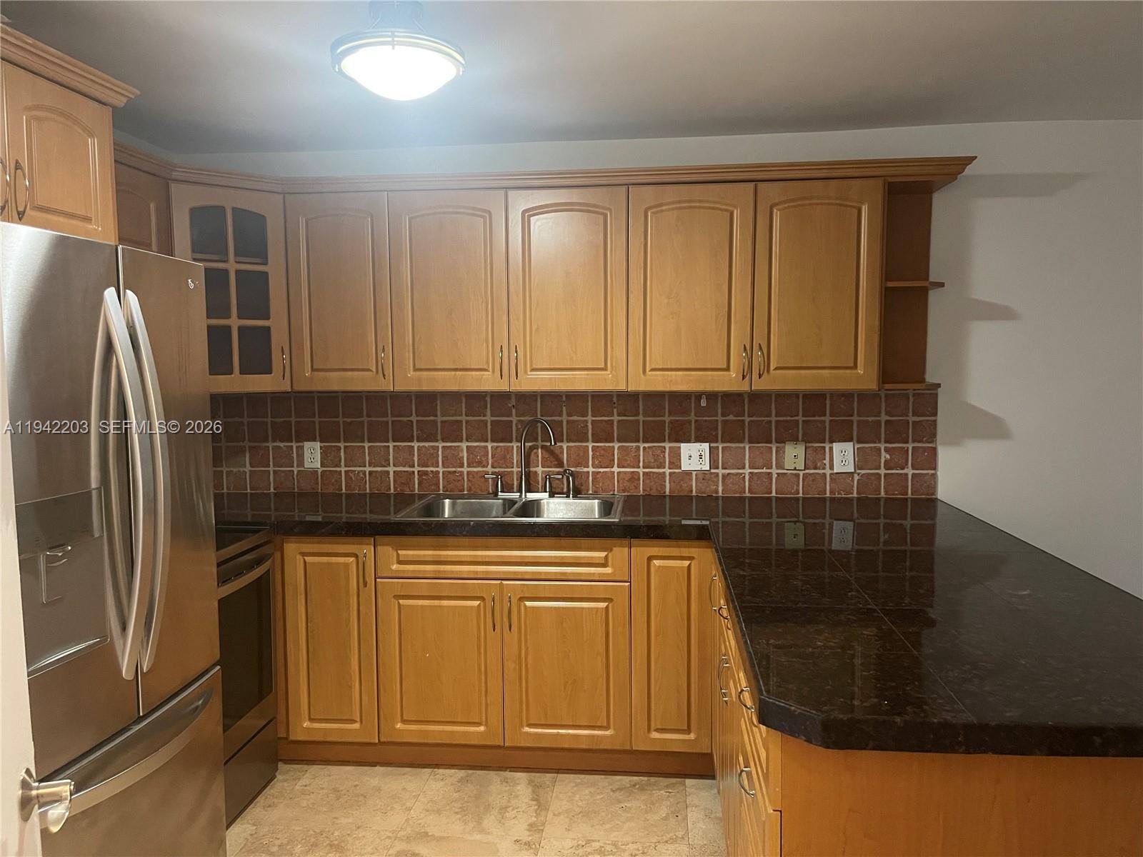 KENDALE LAKES NORTH SEC 9 - Residential Lease