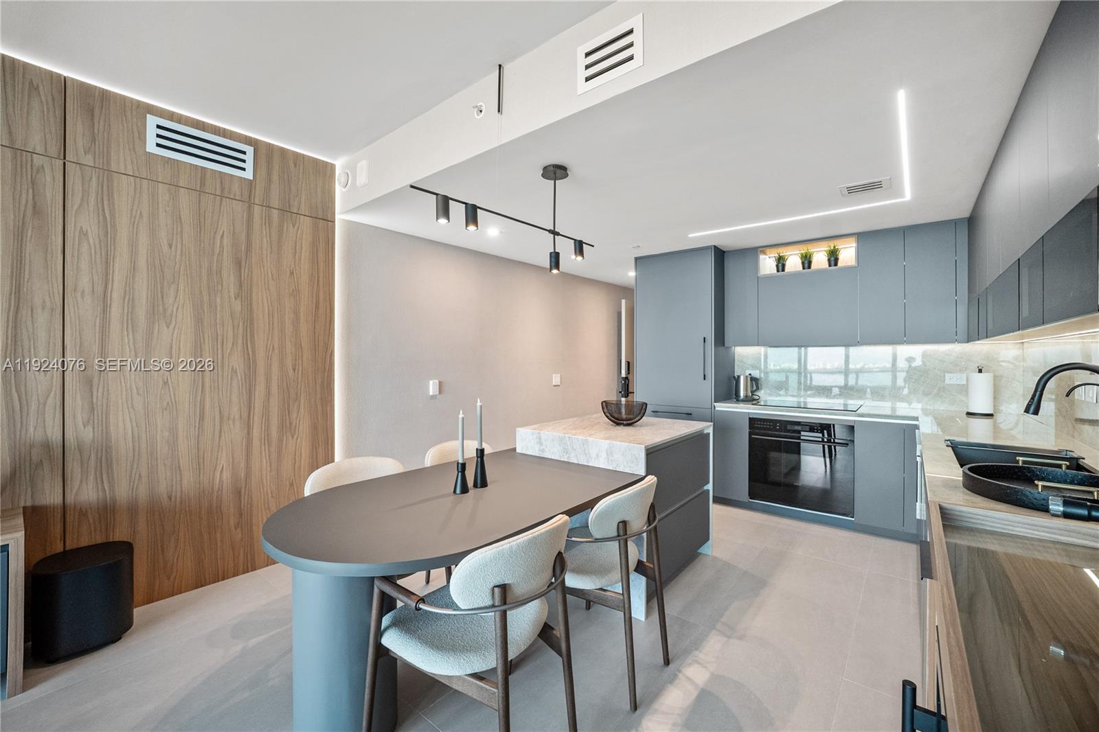 View photos, virtual tours, details... 3131 NE 7th Ave 2805