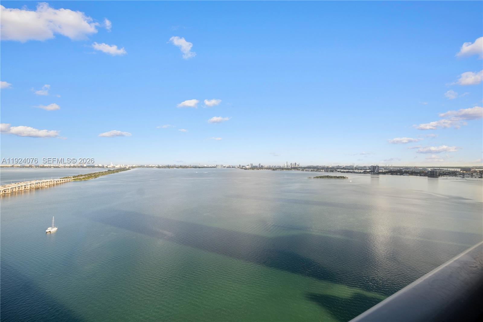 ONE PARAISO CONDO - Residential