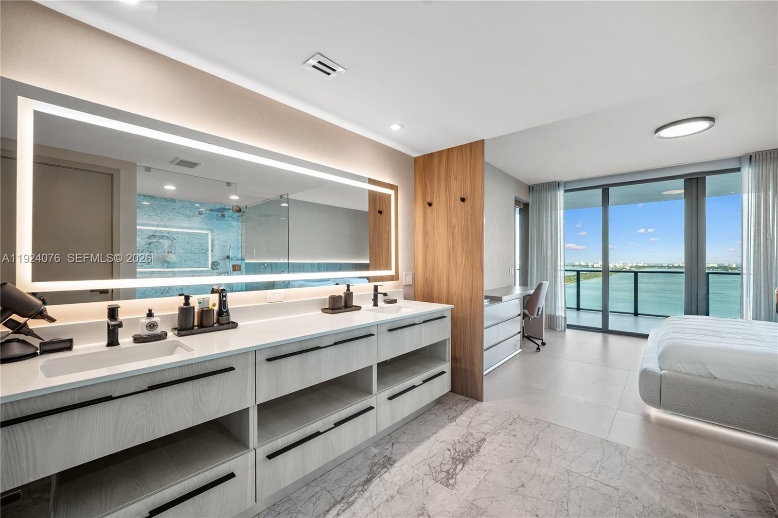 ONE PARAISO CONDO - Residential