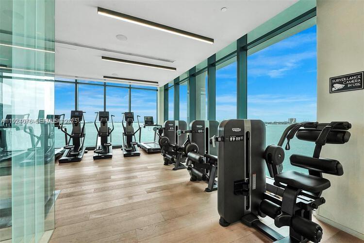 ONE PARAISO CONDO - Residential