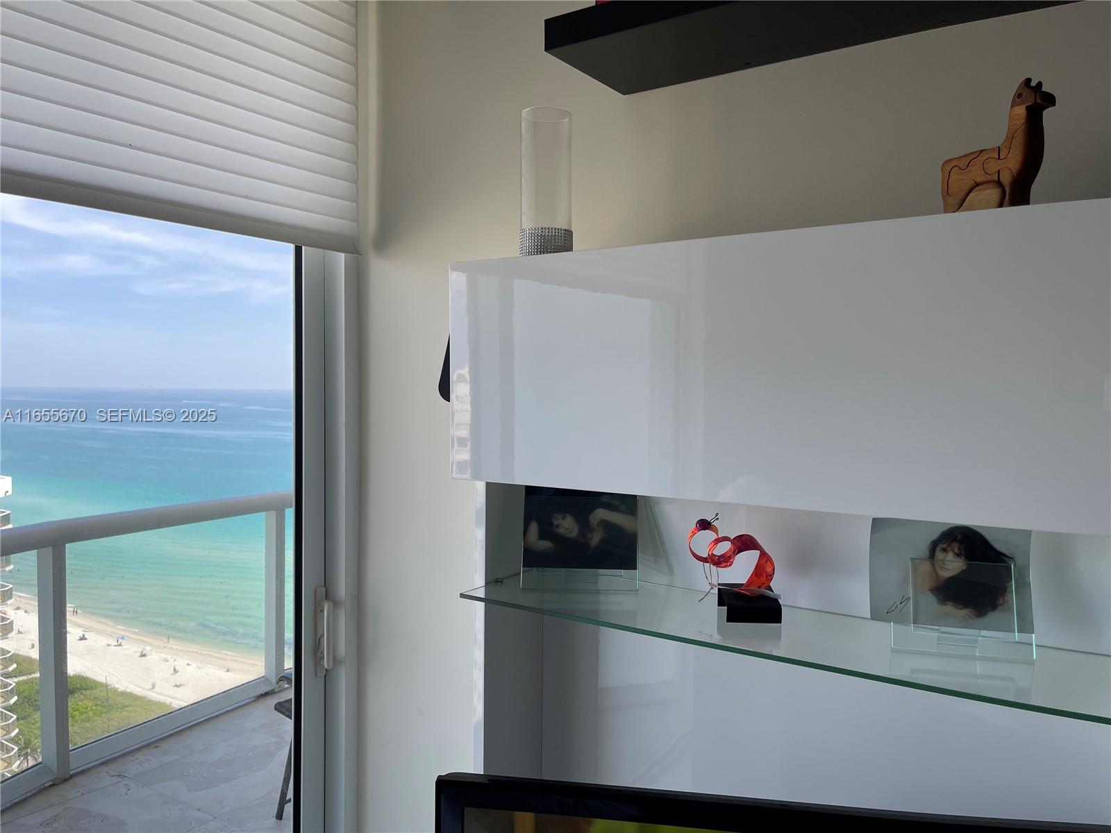 6365 Collins Ave 2109