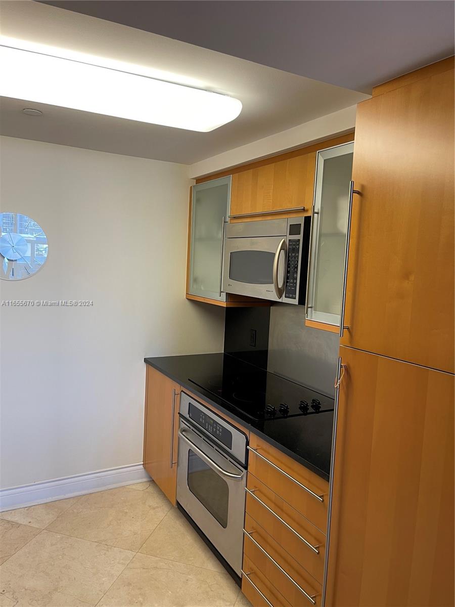 AKOYA CONDO - Residential Lease