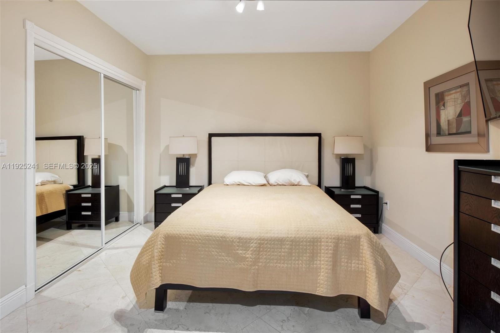 BEACH CLUB TWO - Residential