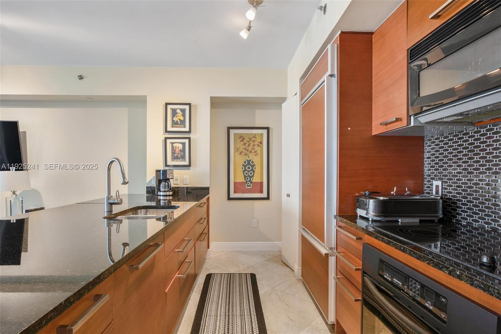 1830 S Ocean Dr 2212