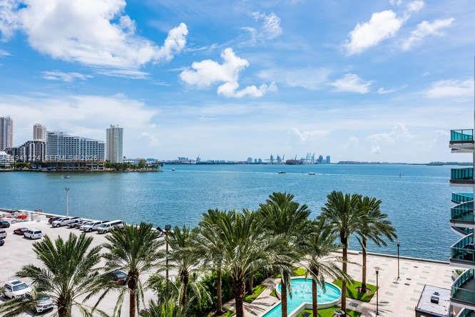 JADE RESIDENCES BRICKELL - Residential