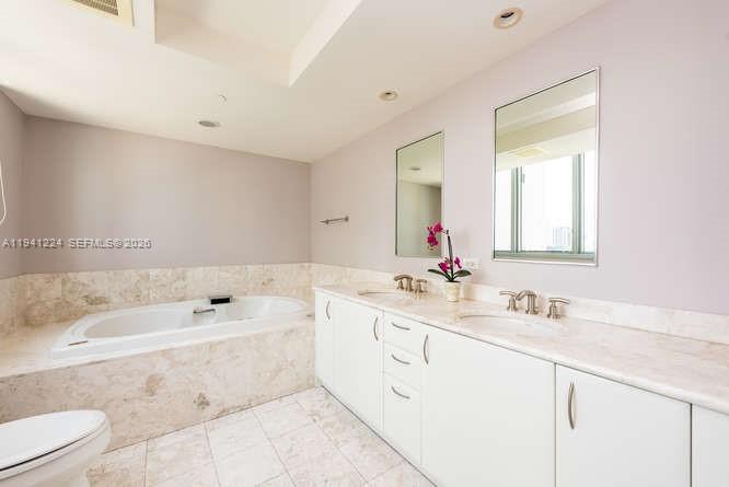 JADE RESIDENCES BRICKELL - Residential