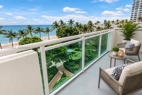 Photo of 3001 S Ocean Dr #411, Hollywood, FL 33019 (MLS # A12105941)