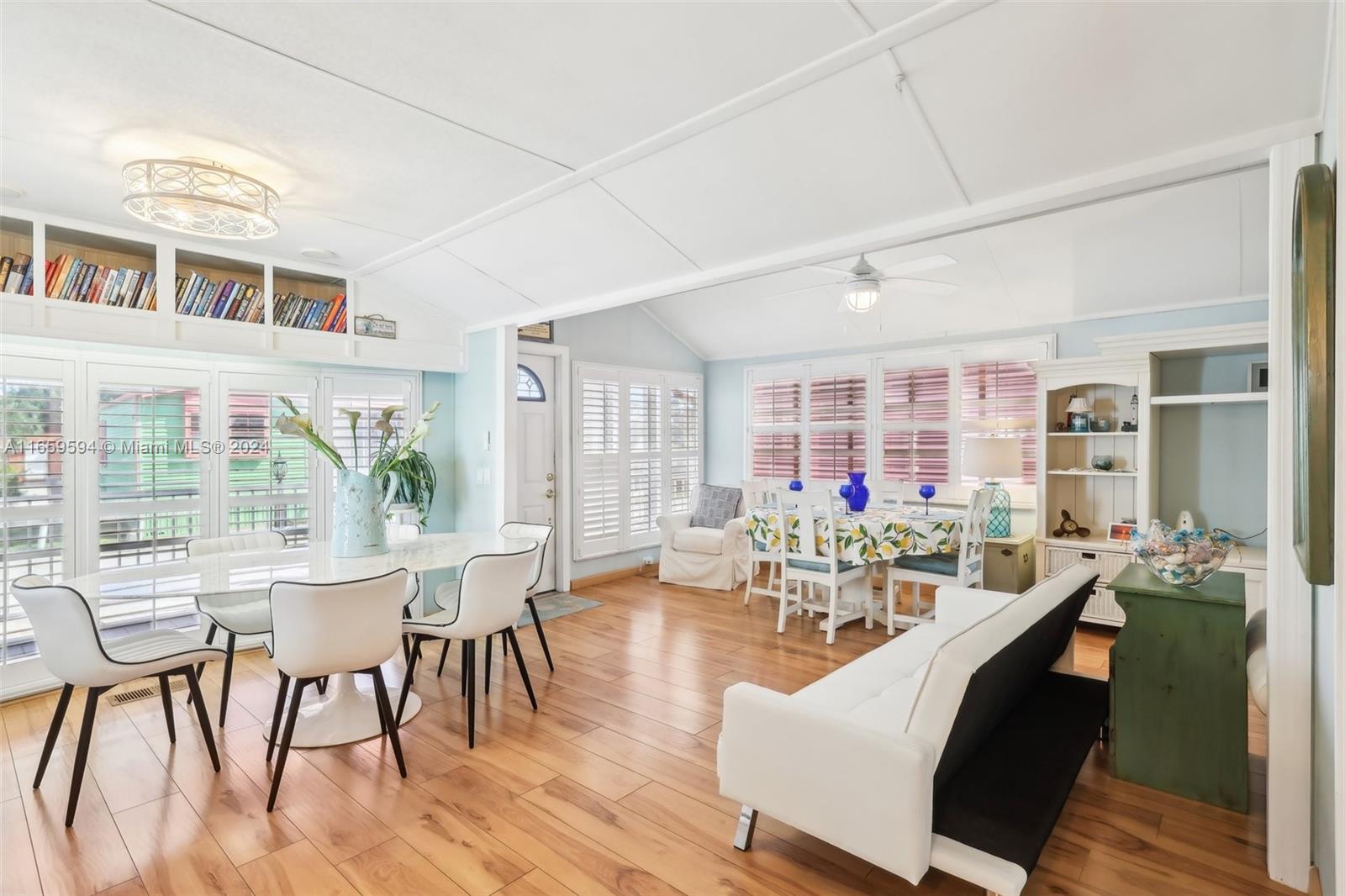 WINDMILL VILLAGE BY THE S - Residential