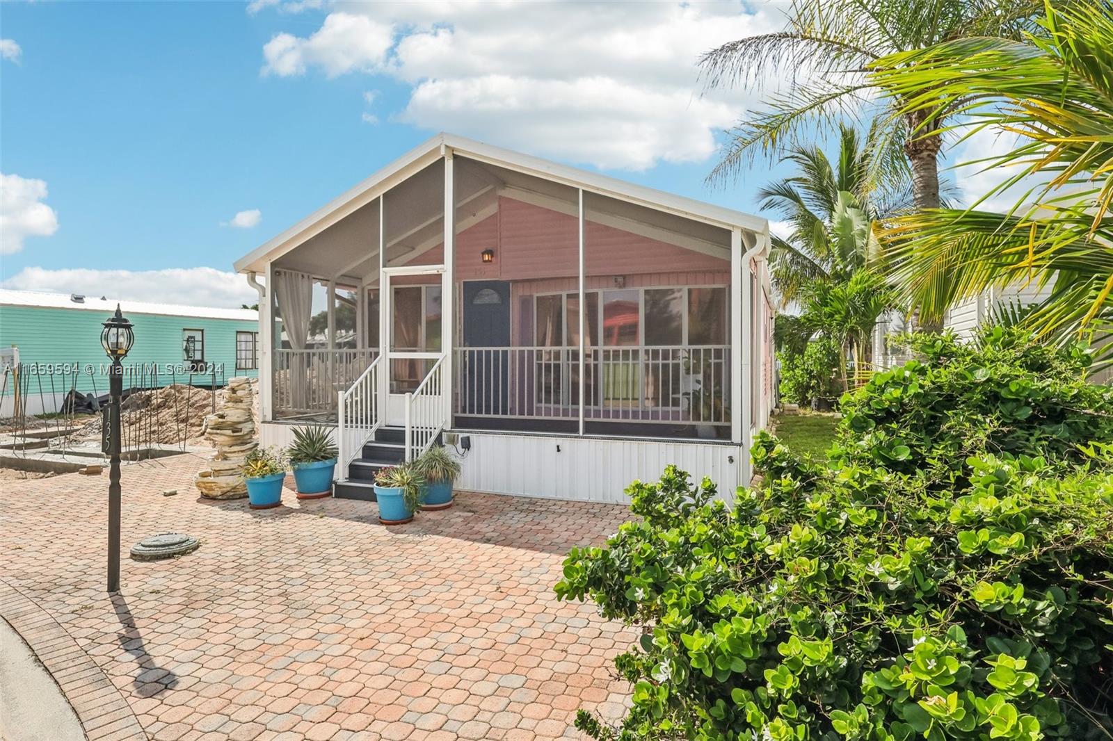 10851 S Ocean Dr #135, Jensen Beach, FL, 34957/$430,000 1 10851 S Ocean Dr #135