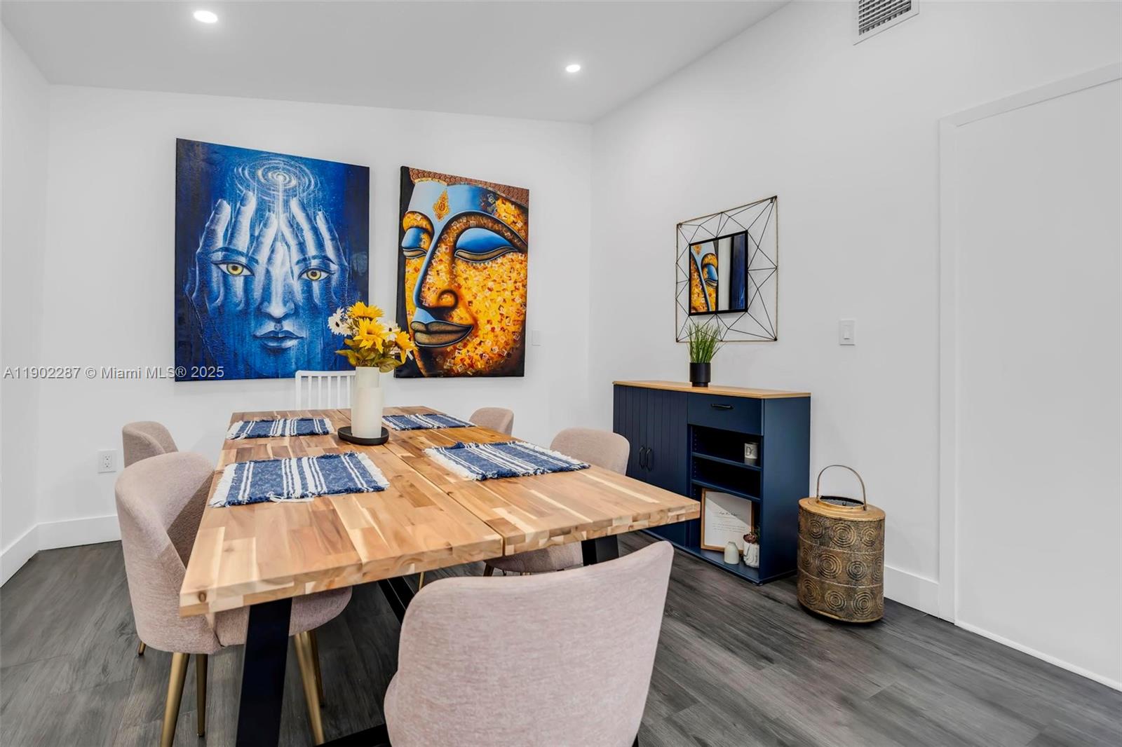 BILTMORE VILLAS SEC II - Residential