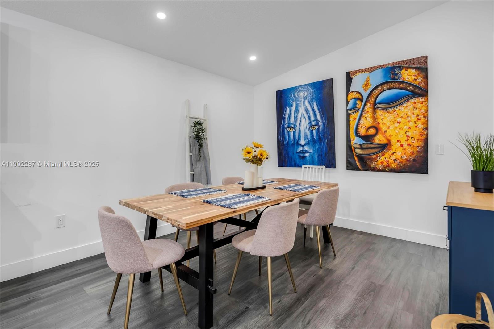 BILTMORE VILLAS SEC II - Residential