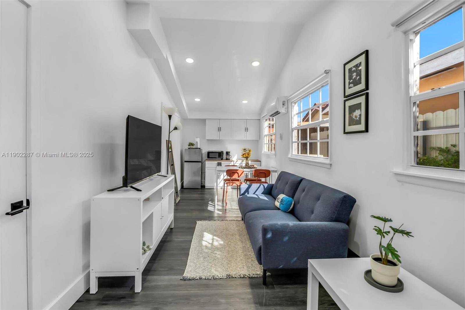 BILTMORE VILLAS SEC II - Residential