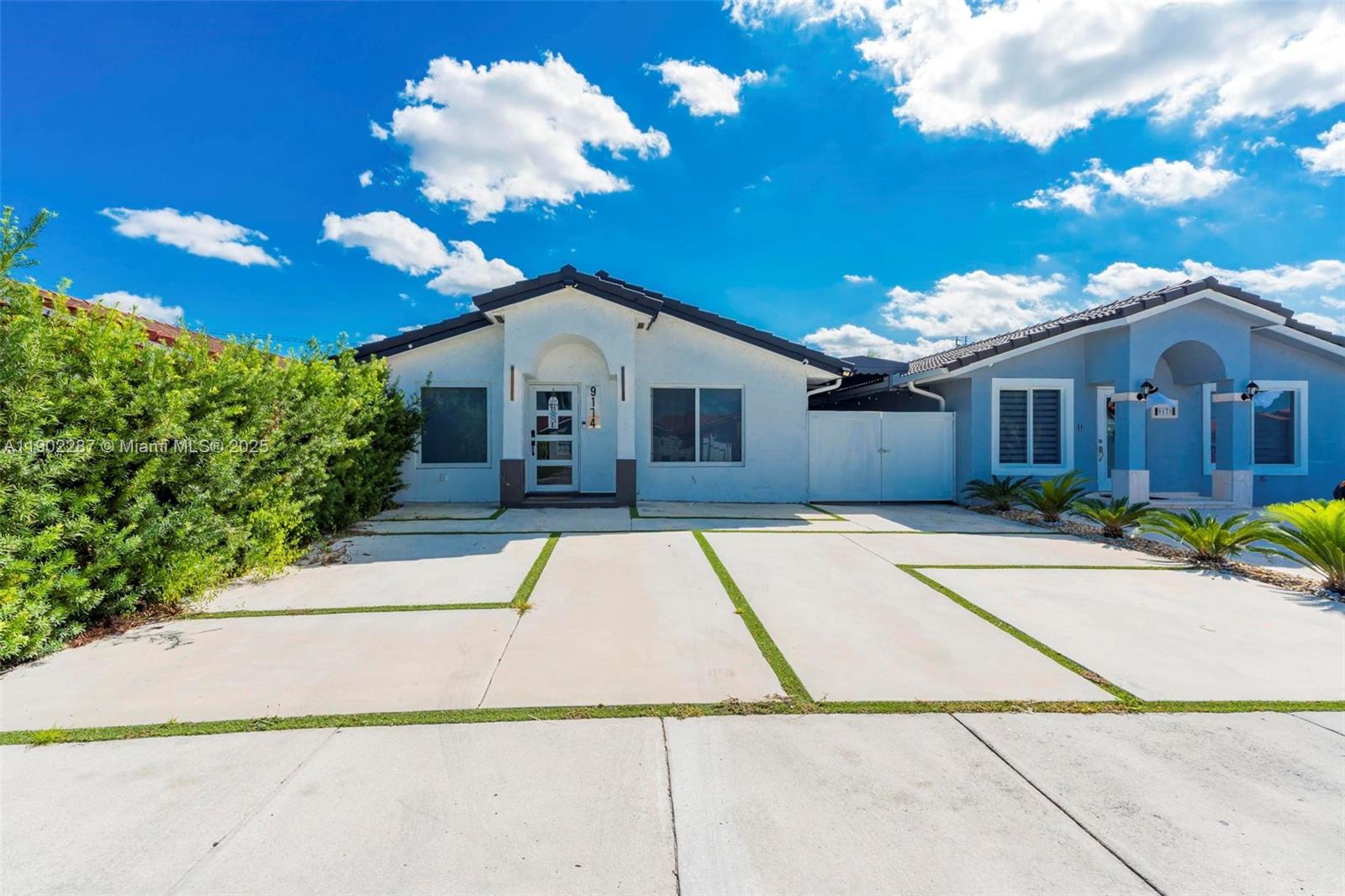 BILTMORE VILLAS SEC II - Residential