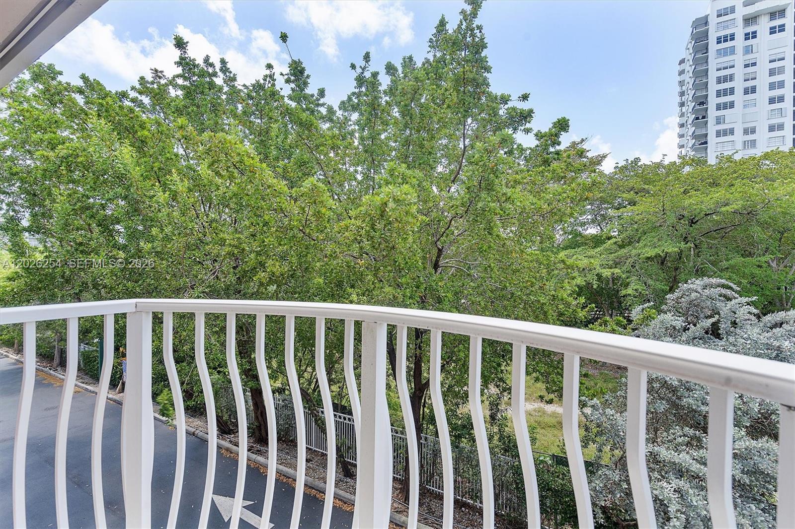 MERCO AT AVENTURA - Residential