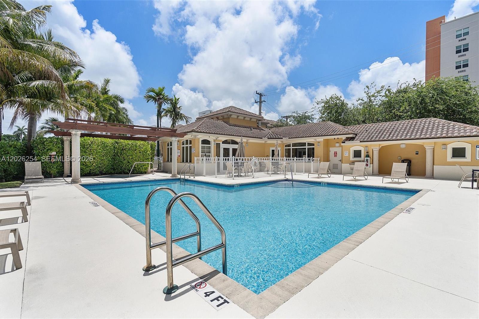 MERCO AT AVENTURA - Residential