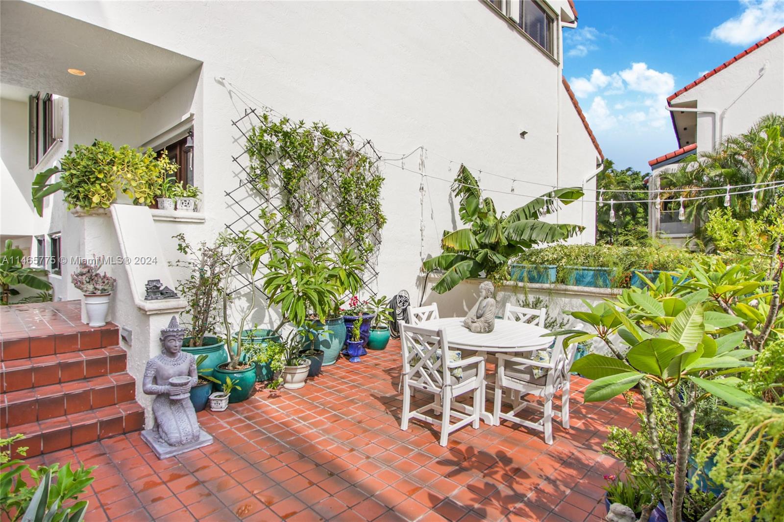 L HERMITAGE - Residential