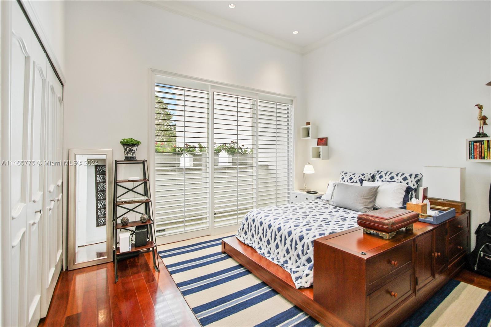 L HERMITAGE - Residential