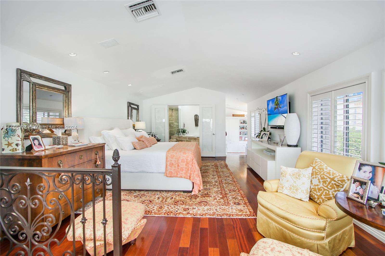 L HERMITAGE - Residential