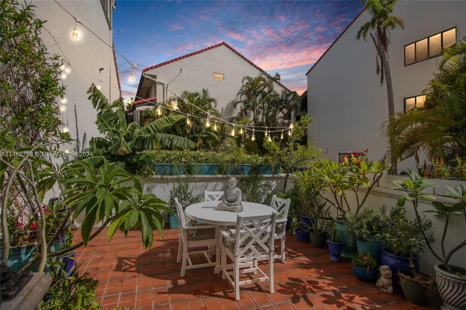 L HERMITAGE - Residential