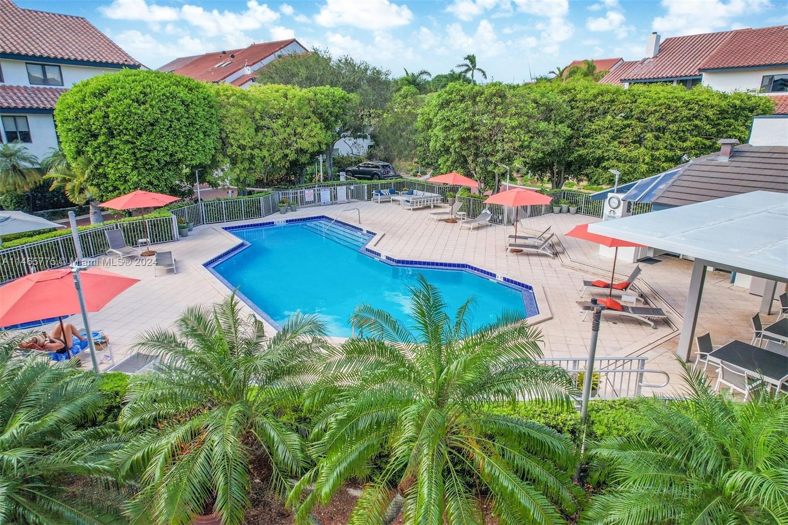 L HERMITAGE - Residential