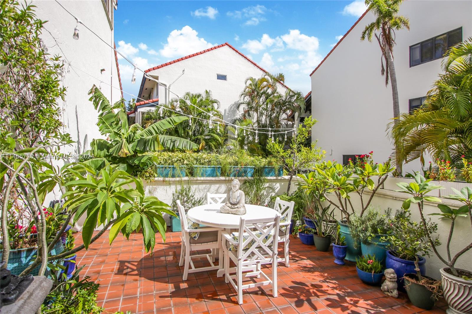 L HERMITAGE - Residential