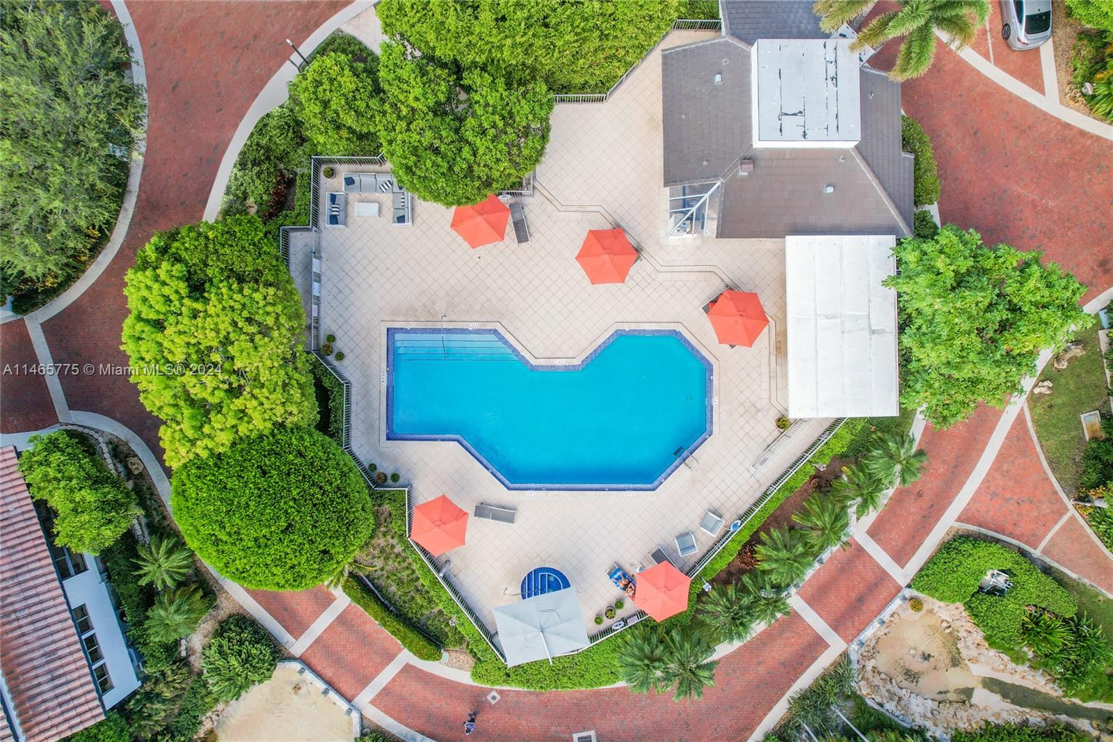 L HERMITAGE - Residential