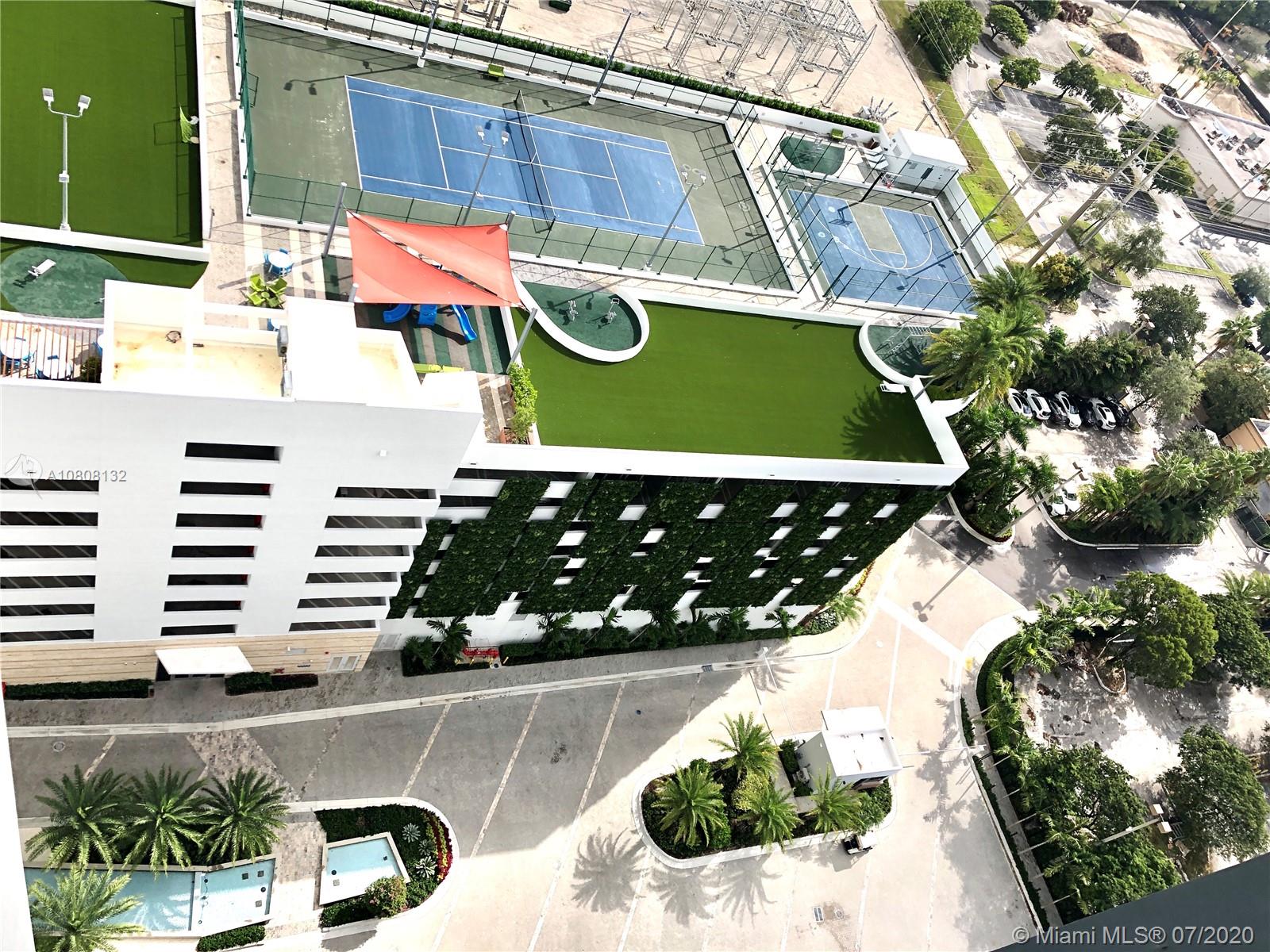 THE HARBOUR NORTH CONDO - Residential