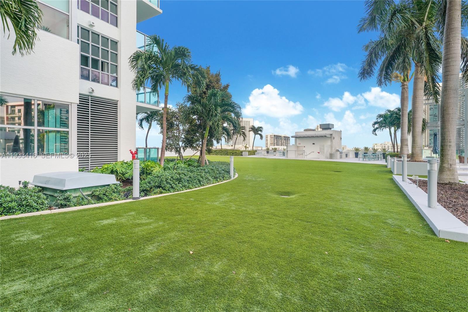 FOUR MIDTOWN MIAMI CONDO - Residential