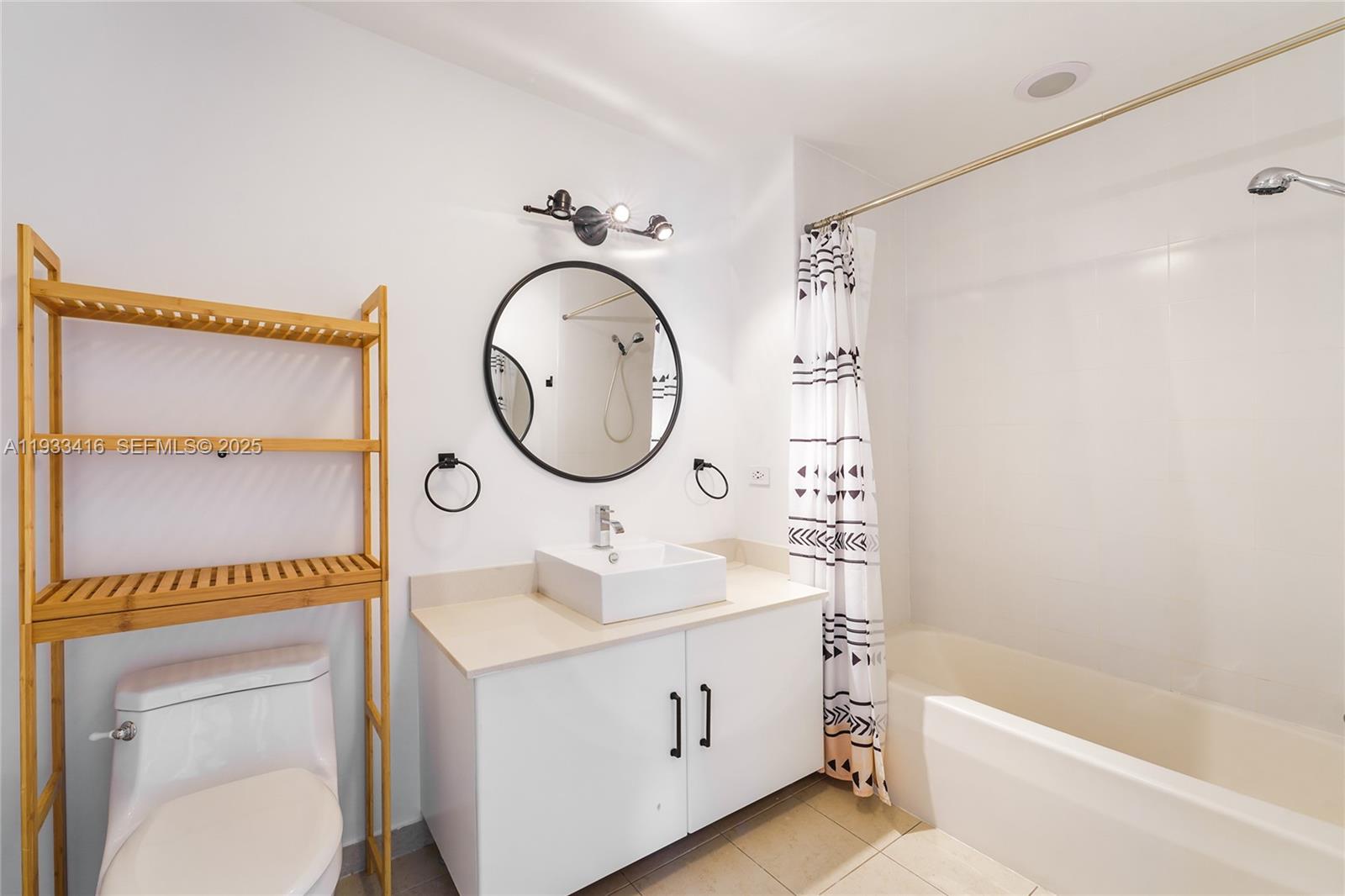 FOUR MIDTOWN MIAMI CONDO - Residential