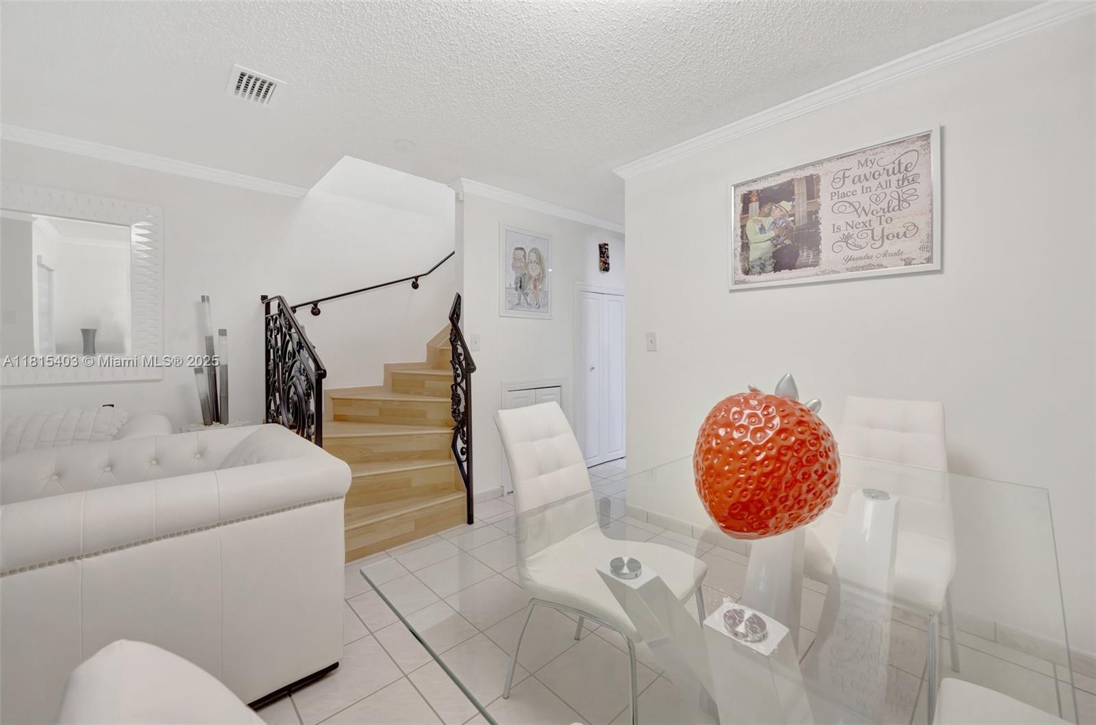 KENDALE LAKES NORTH SEC 9 - Residential