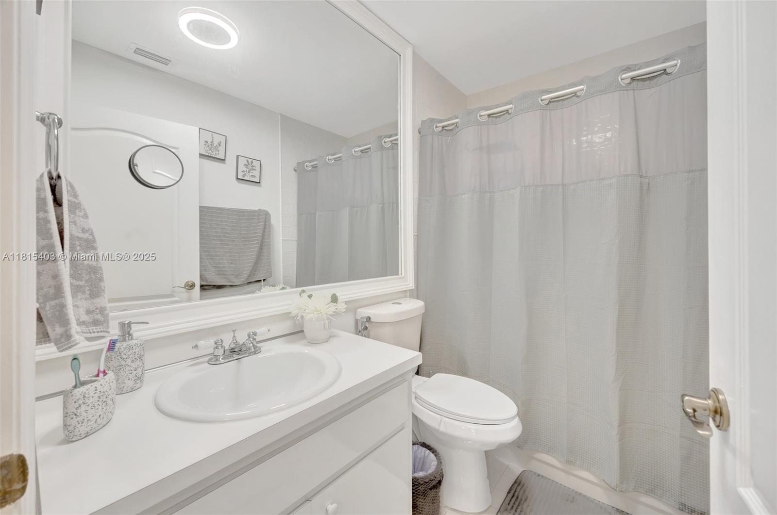 KENDALE LAKES NORTH SEC 9 - Residential