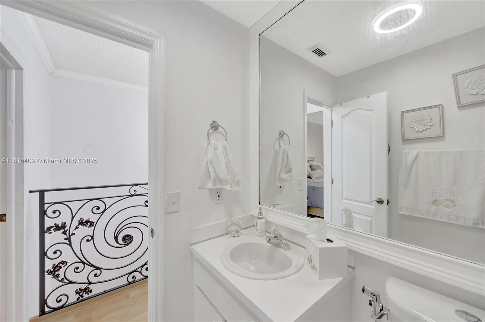 KENDALE LAKES NORTH SEC 9 - Residential