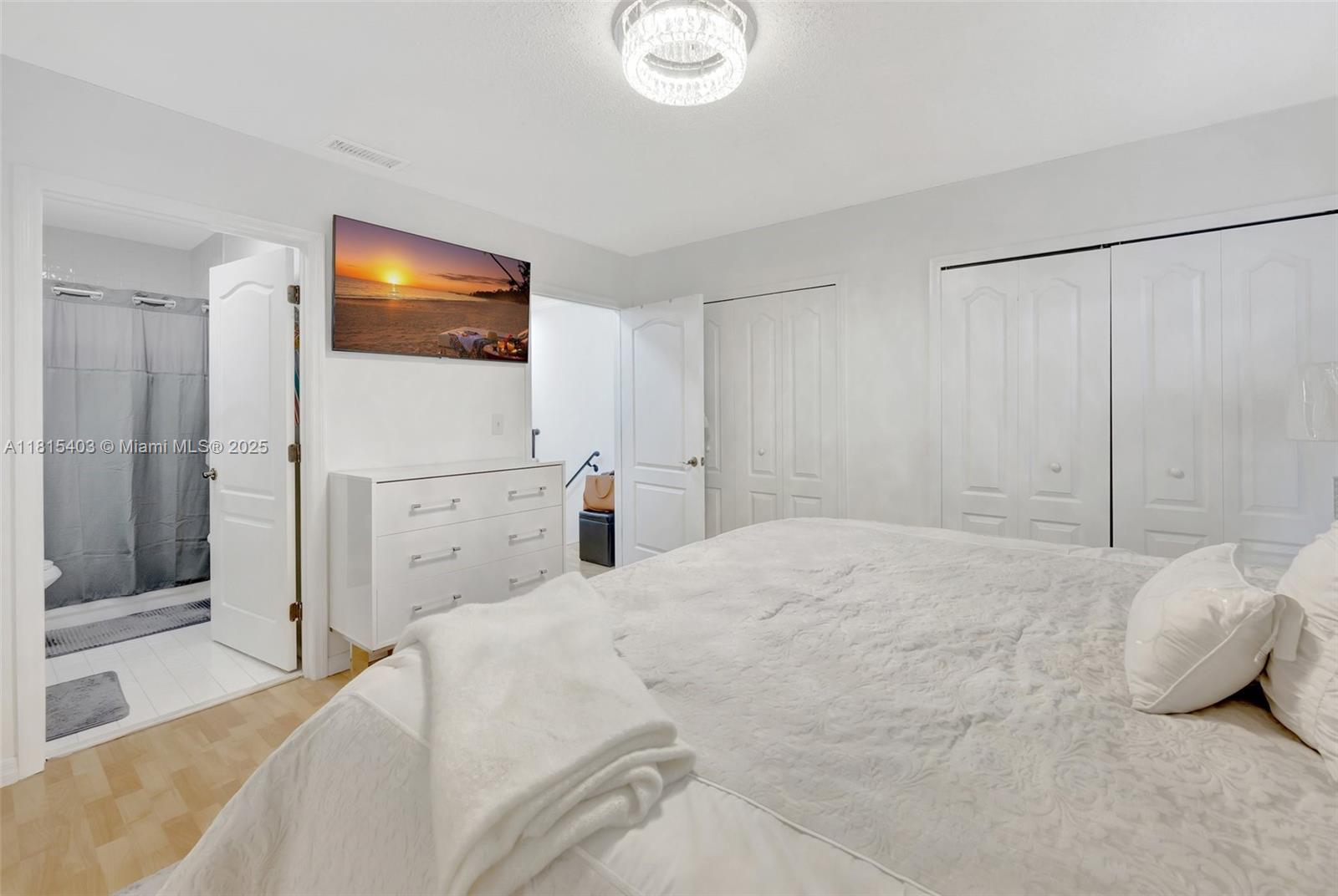 KENDALE LAKES NORTH SEC 9 - Residential