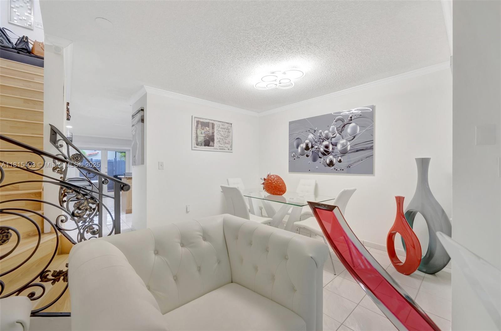 KENDALE LAKES NORTH SEC 9 - Residential