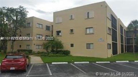 8045 SW 107th Ave 323 Miami FL 33173