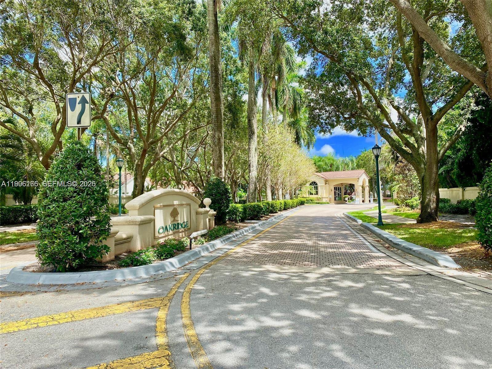 BANYAN OAKRIDGE PLAT - Residential Lease